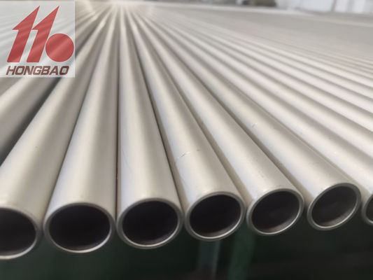 Tubo di titanio senza cuciture di grado 9 ASTM B338 Peso leggero per applicazioni industriali